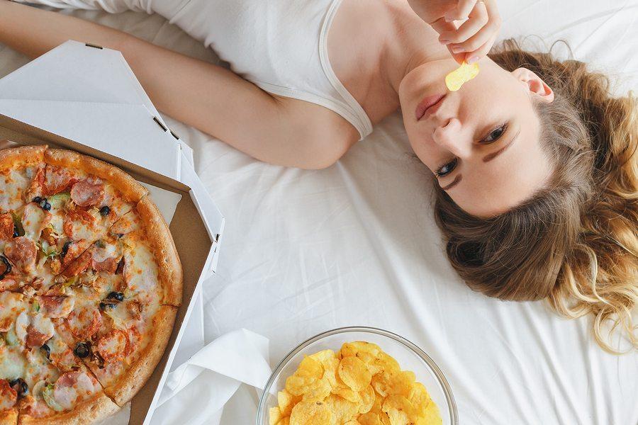 Foods You Shouldn’t Eat Before Sleeping and Why