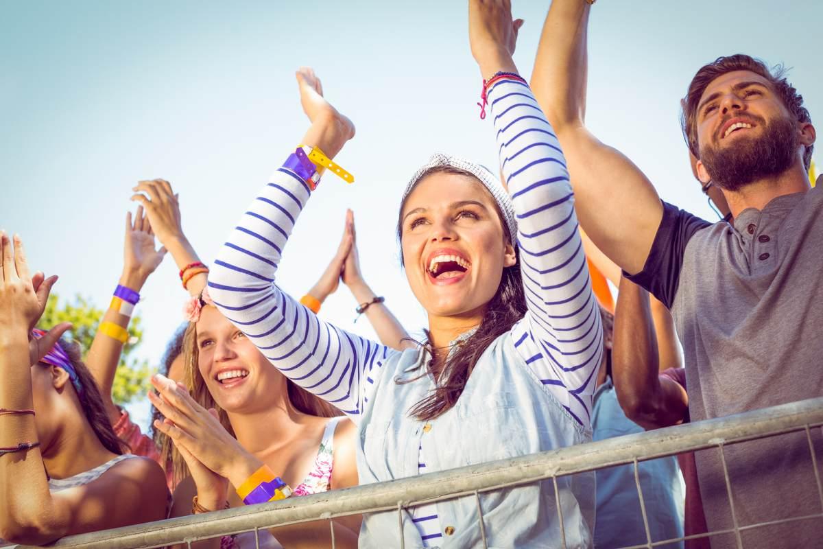 5 Tips to Staying Healthy During a Summer Festival
