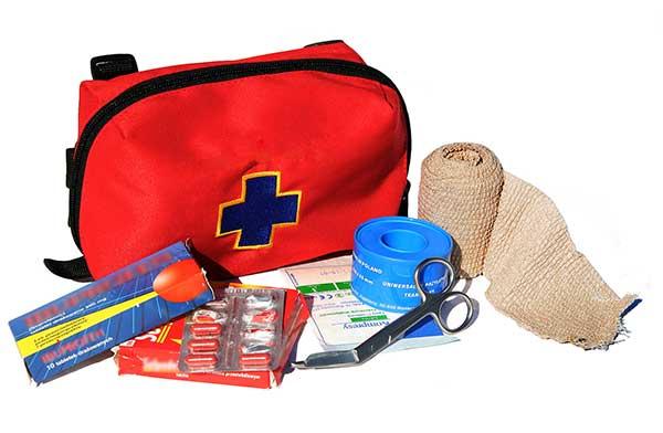 Creating a Summer Emergency and First Aid Kit